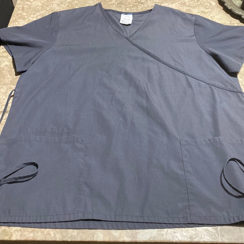 Cherokee Scrub Top dark gray